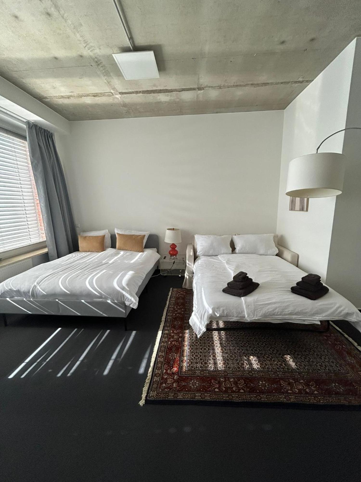35 Qm Grosses Apartment Mit Eigenem Badezimmer In Den Elbvororten Hamburgo Exterior foto