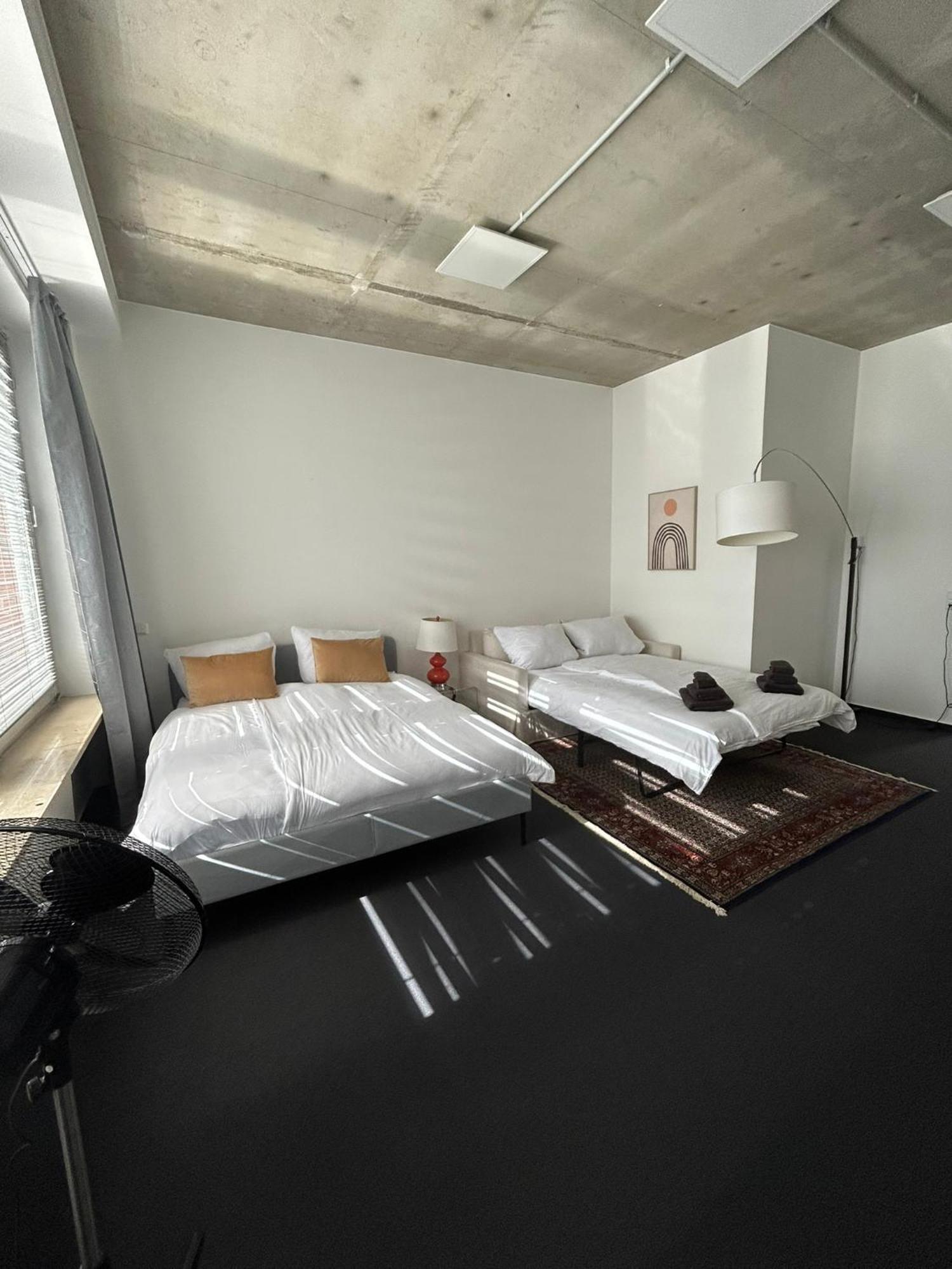 35 Qm Grosses Apartment Mit Eigenem Badezimmer In Den Elbvororten Hamburgo Exterior foto